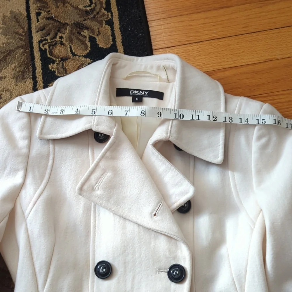 Vintage DKNY white with black and white belt peacoat size 6 - Picture 13 of 15